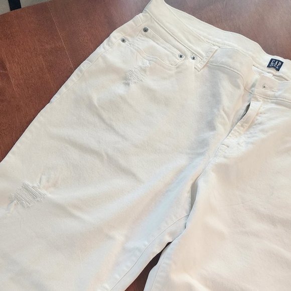 Gap Jeans NWT size 34 - Picture 1 of 4